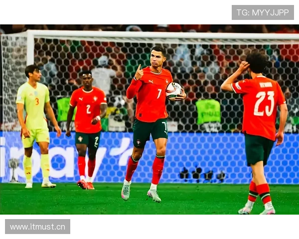 C罗欧国联冠军解析:关键比赛中的核心作用如何体现 C罗欧国联冠军解析:关键比赛中的核心作用如何体现