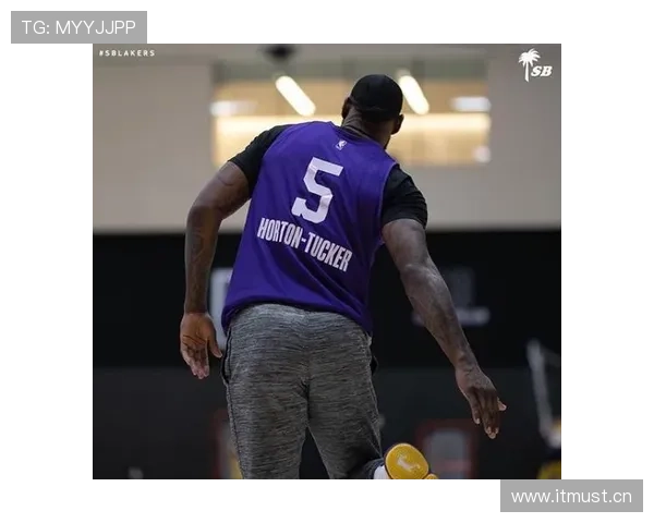 乌加特:从潜力后腰到豪门主力轮换的上位历程解析 乌加特:从潜力后腰到豪门主力轮换的上位历程解析