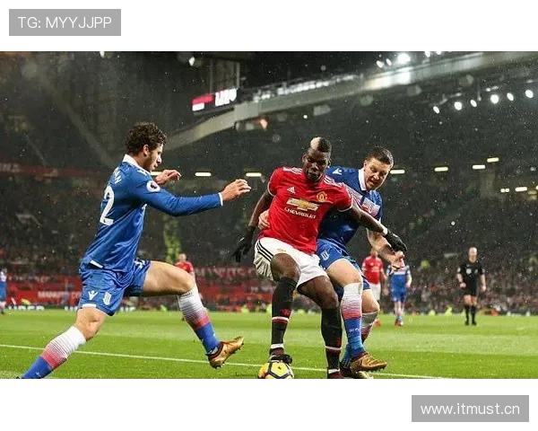 博格巴与德布劳内在组织推进上出现分散趋势