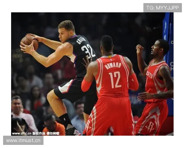 国际篮联与NBA干扰球规则对比分析