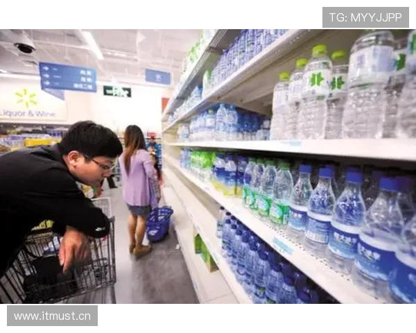 苏炳添家的冰箱里是不是连矿泉水都按秒速排列? 苏炳添家的冰箱里是不是连矿泉水都按秒速排列?